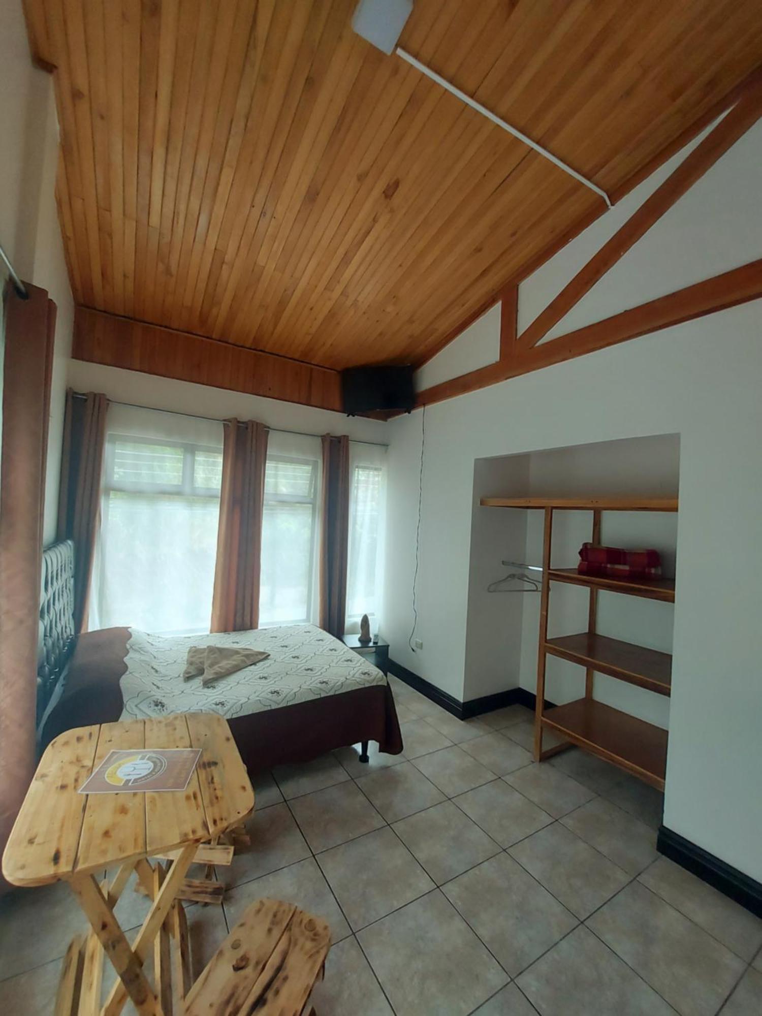Alisson Hotel Y Restaurant Monteverde Rom bilde